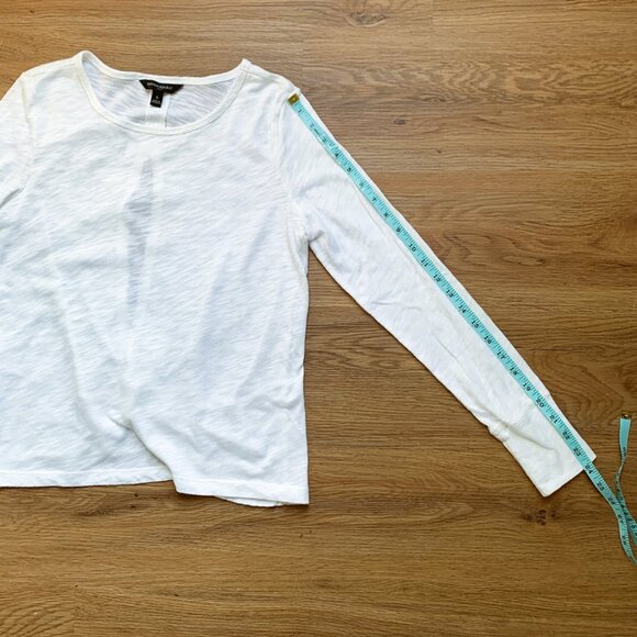 Banana Republic Long-Sleeve Top with Open Keyhole Back – Size S - Picture 9 of 9